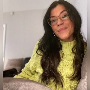 Meet your Posher, Rachel